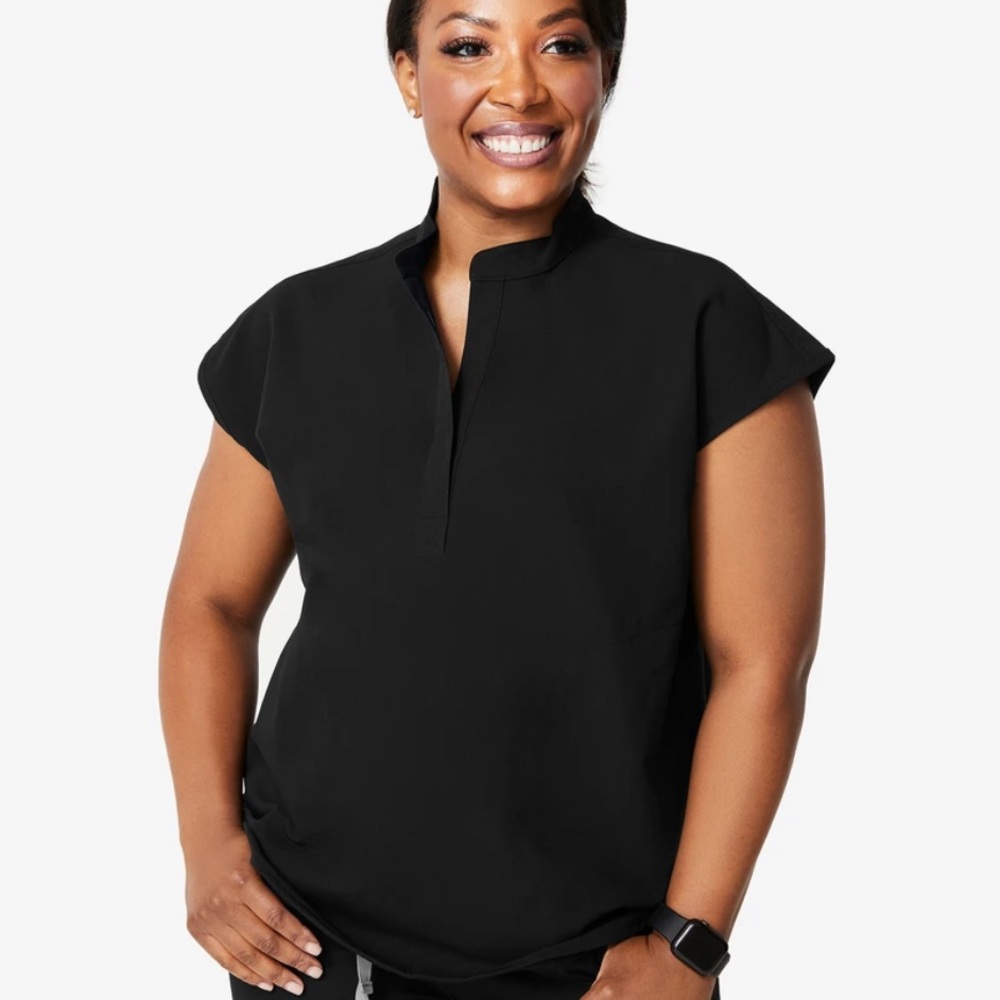 FIGS Scrub Top